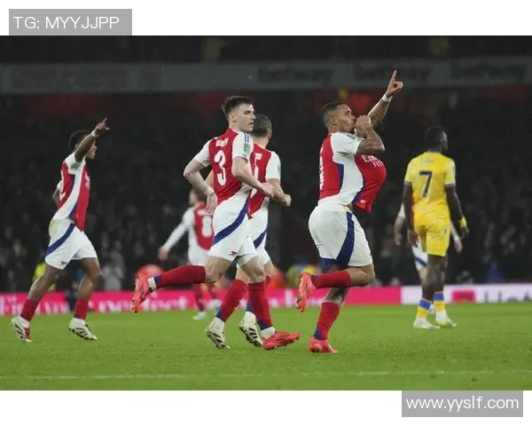 足总杯精彩对决阿森纳逆转多特蒙德帽子戏法引爆全场激情